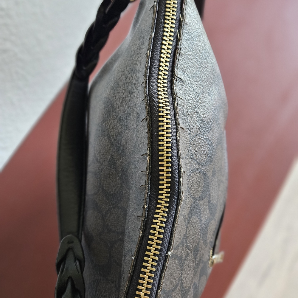 Coach Dark Brown Signature Canvas Shoulder Bag with Gold Hardware - Picture 4 of 9